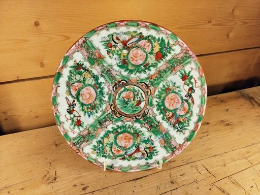 Assiette porcelaine 