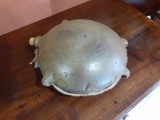ancienne crapaud en grès