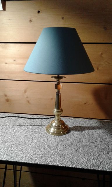 ancienne lampe en bronze